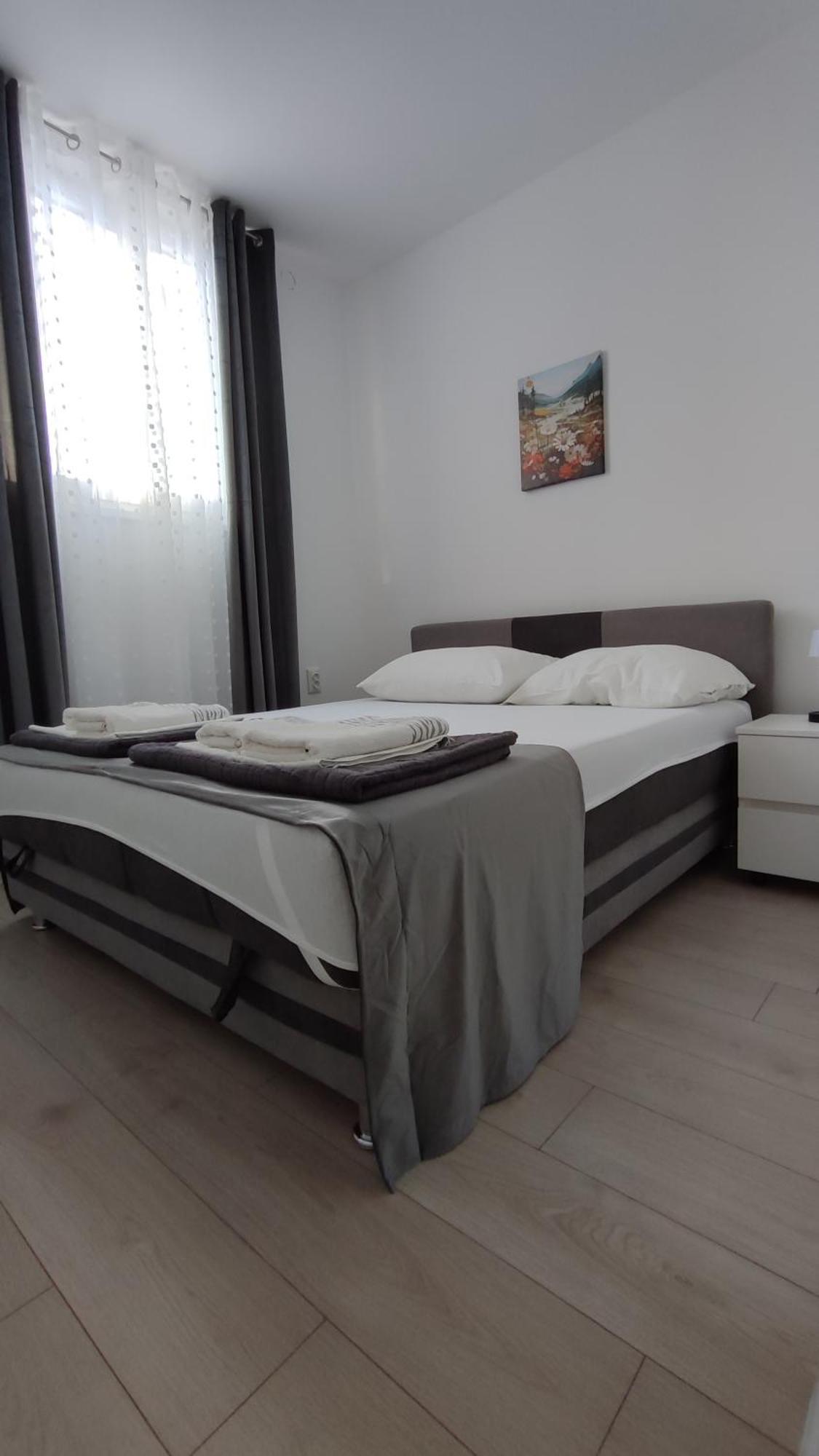 Apartments Glibic Заострог Экстерьер фото